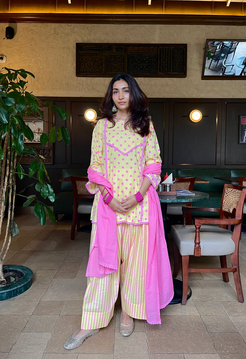 Noor Farshi set