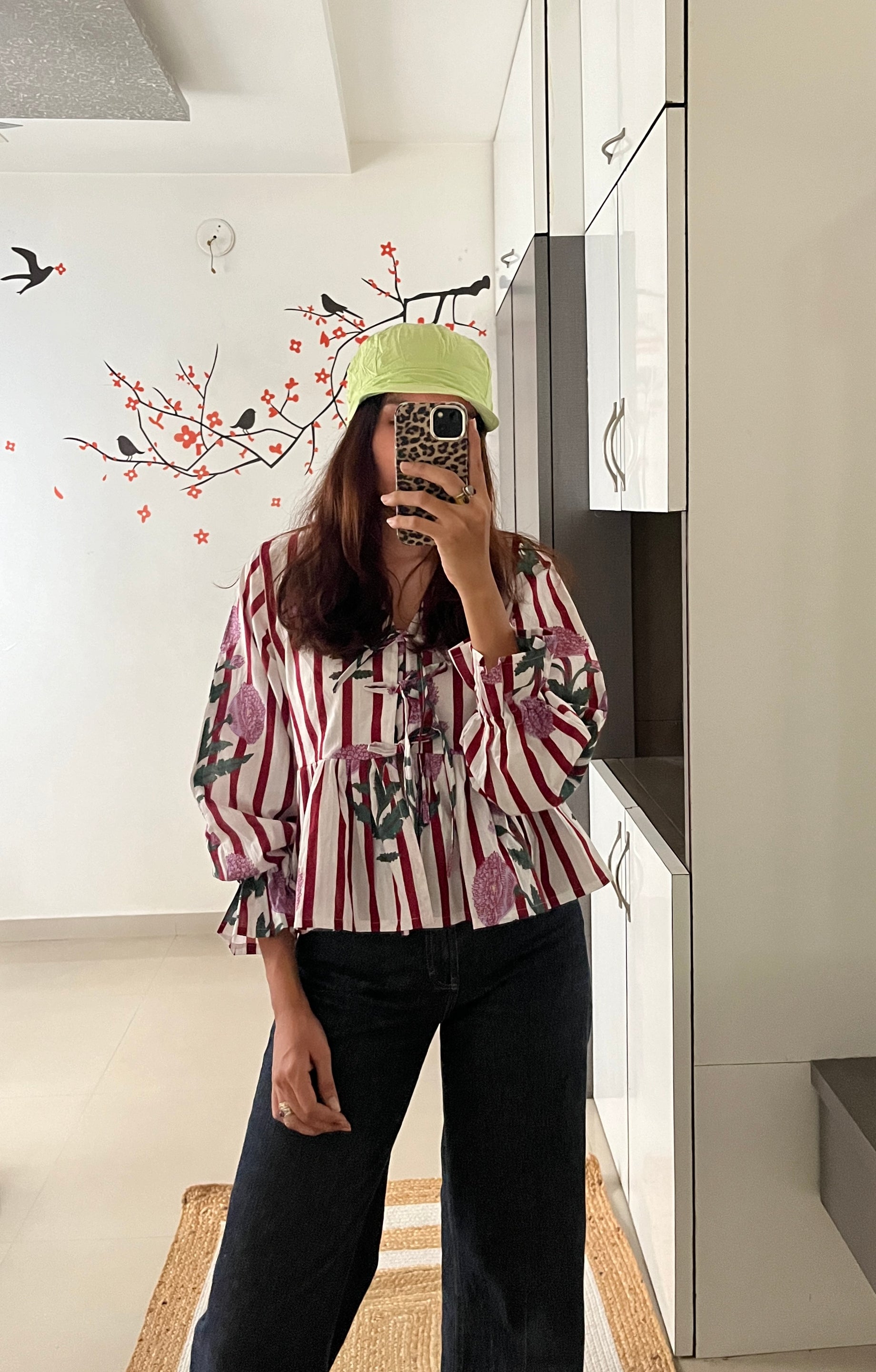Tiya Top