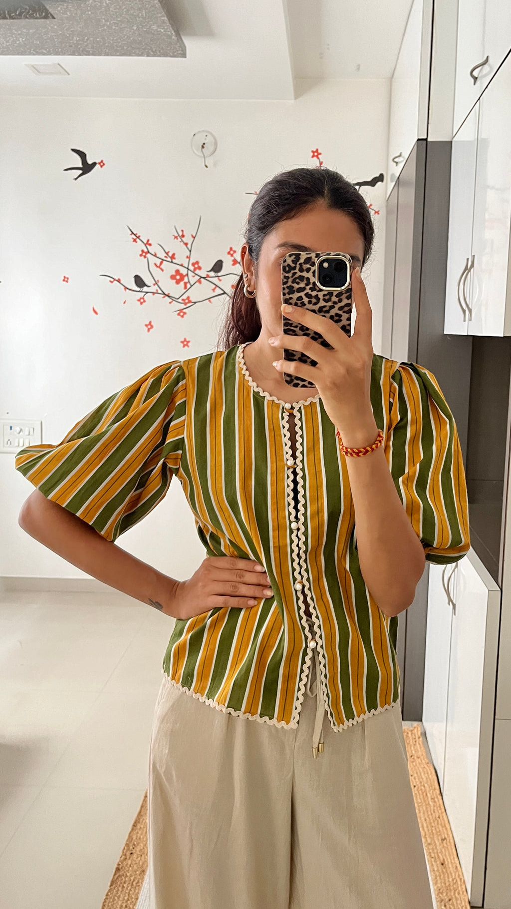 Gigi  Top