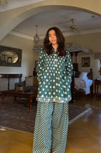 Yara Farshi set