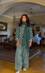 Yara Farshi set