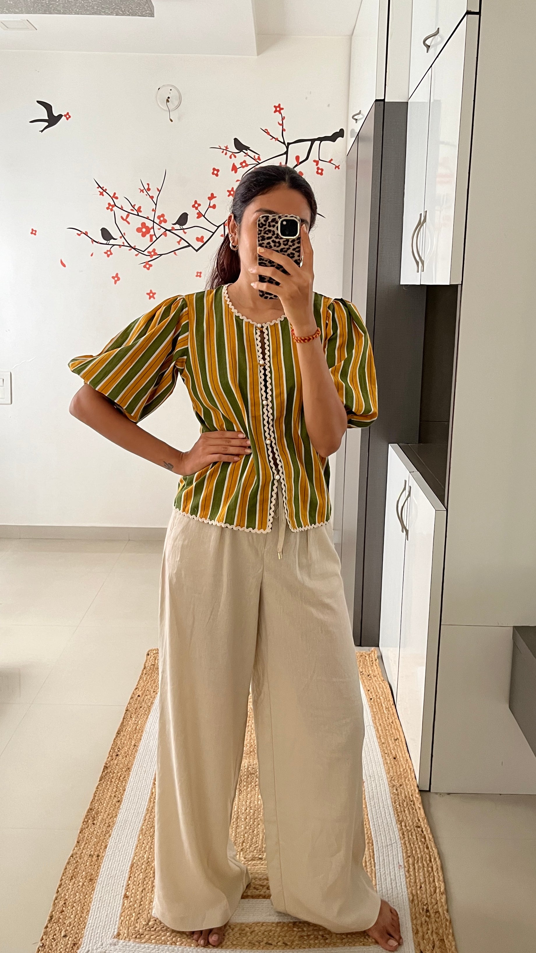 Gigi  Top