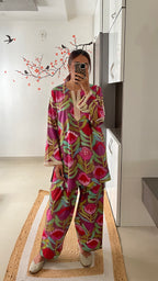 Wariya Farshi set