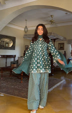Yara Farshi set