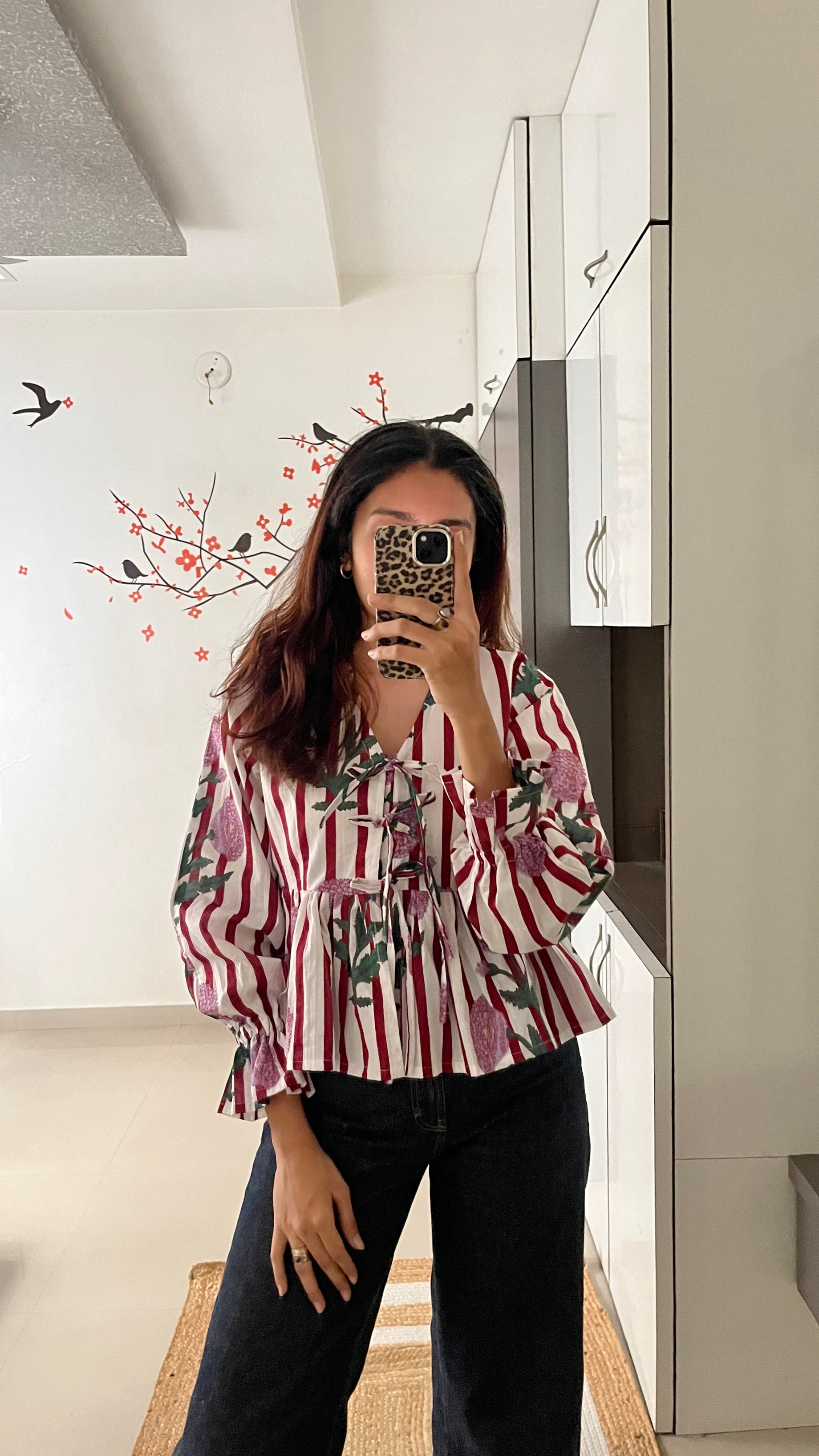 Tiya Top