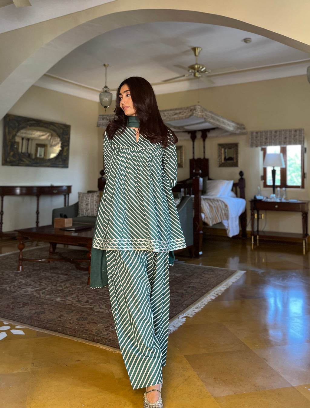 Lehriya Farshi set