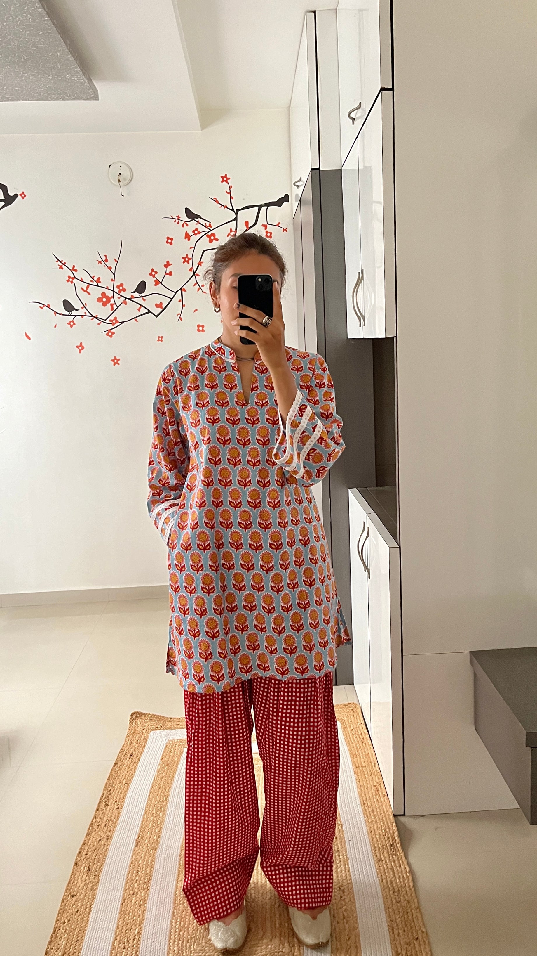 Simran Farshi set