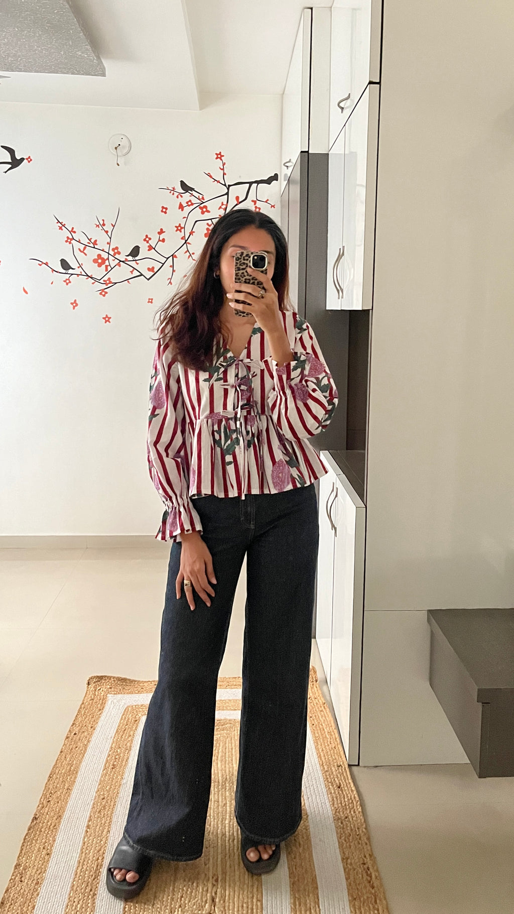 Tiya Top