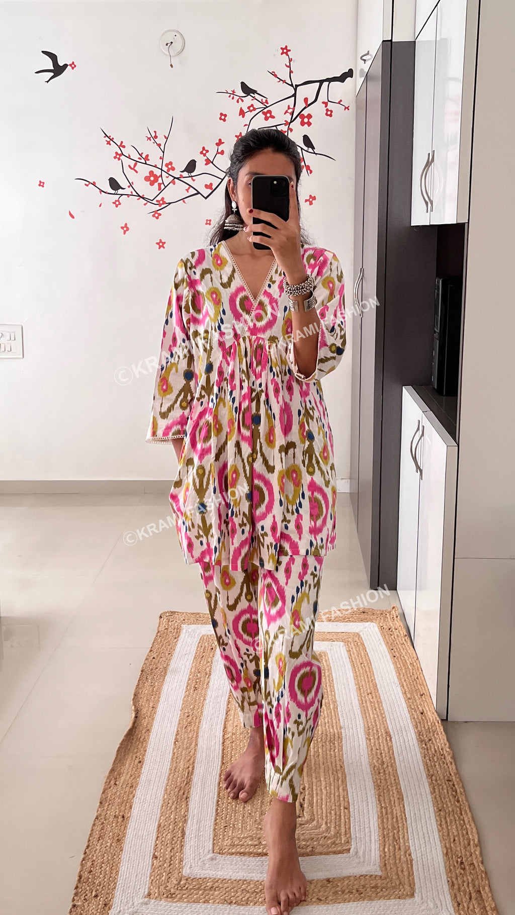 Safed ikat coord set