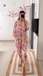 Safed ikat coord set
