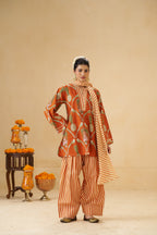 Nagmaa suit set (pre booking - delivered before diwali)