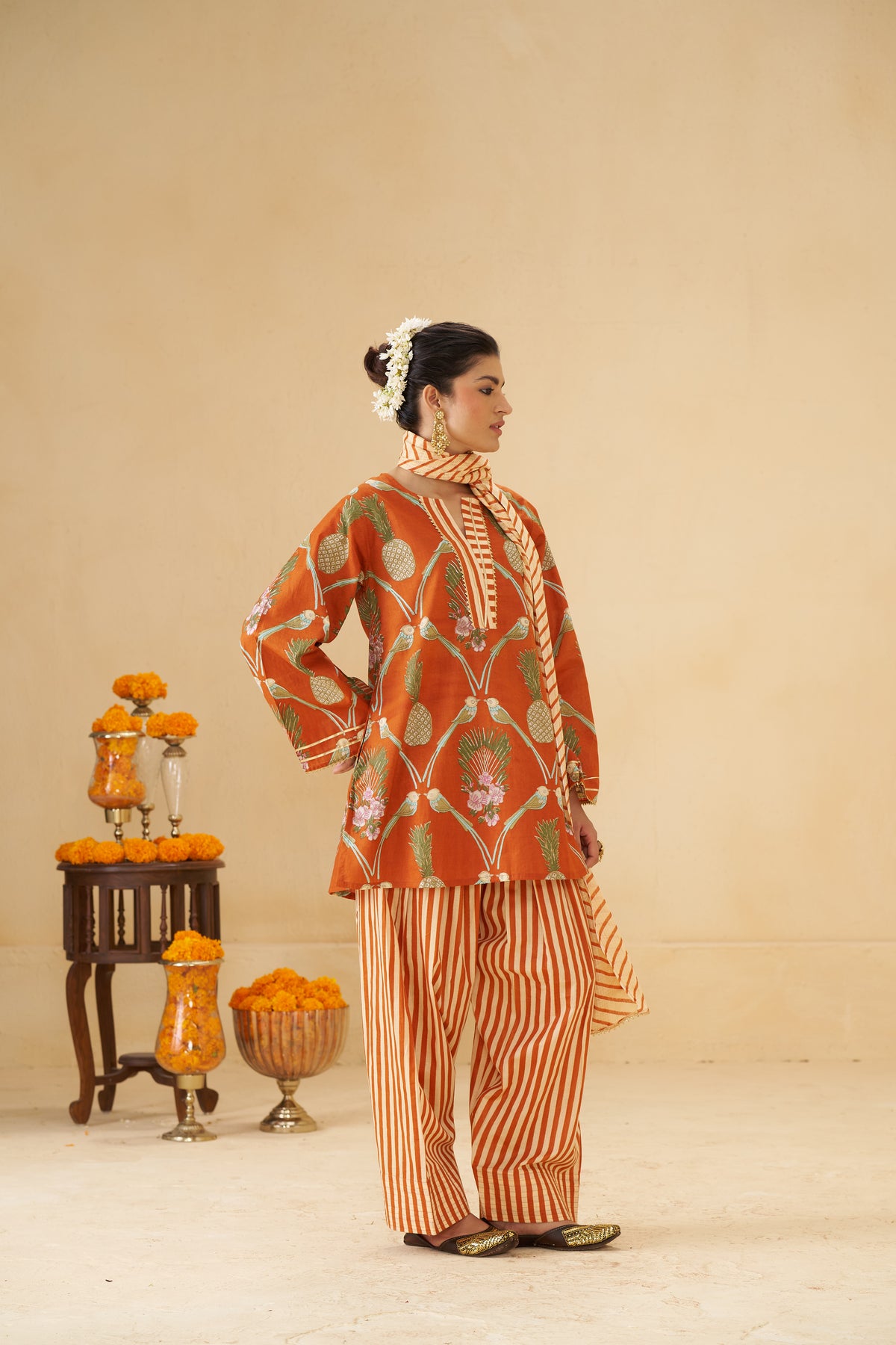 Nagmaa suit set (pre booking - delivered before diwali)