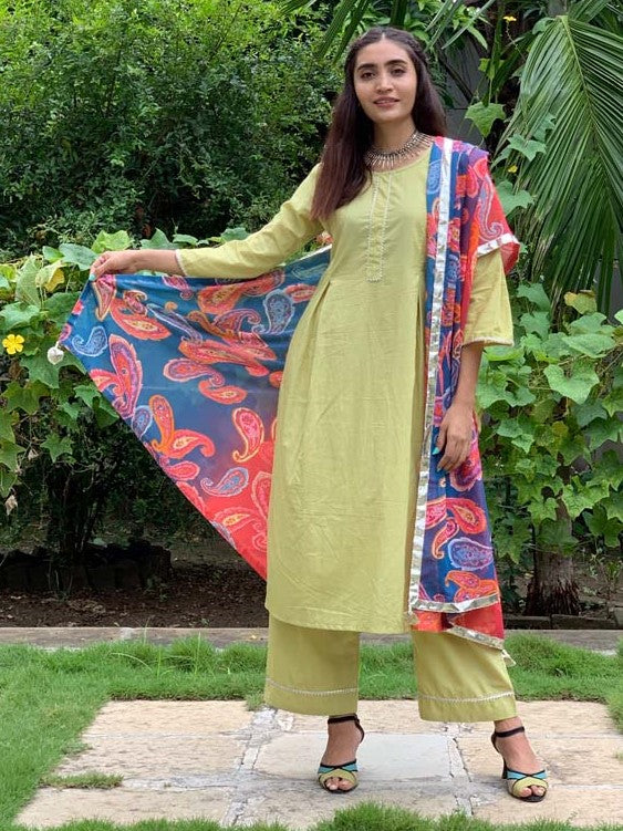 Pistachio Paisley Suit set