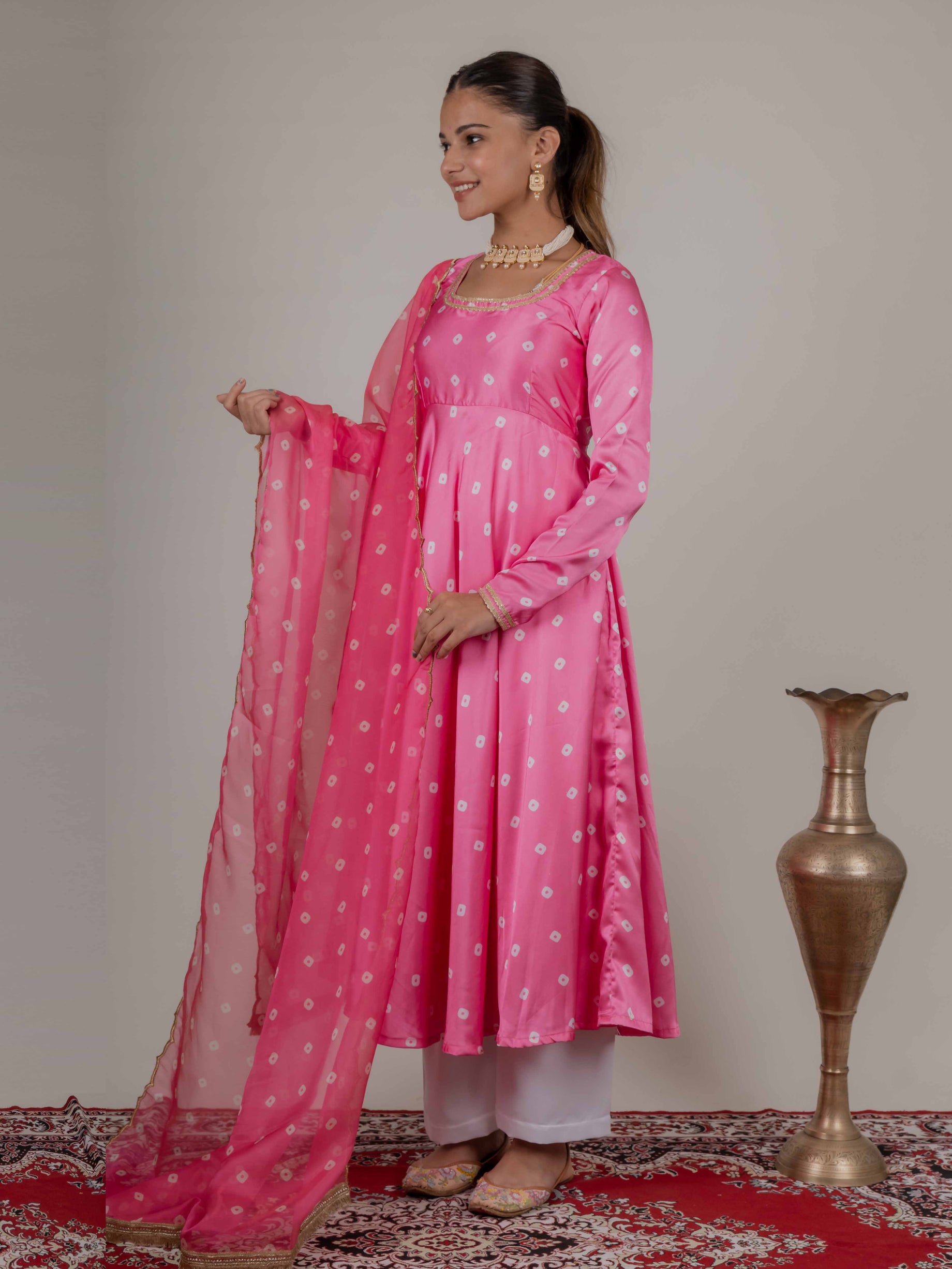 Gulabi Bandhani Kurta with Organza Duppata